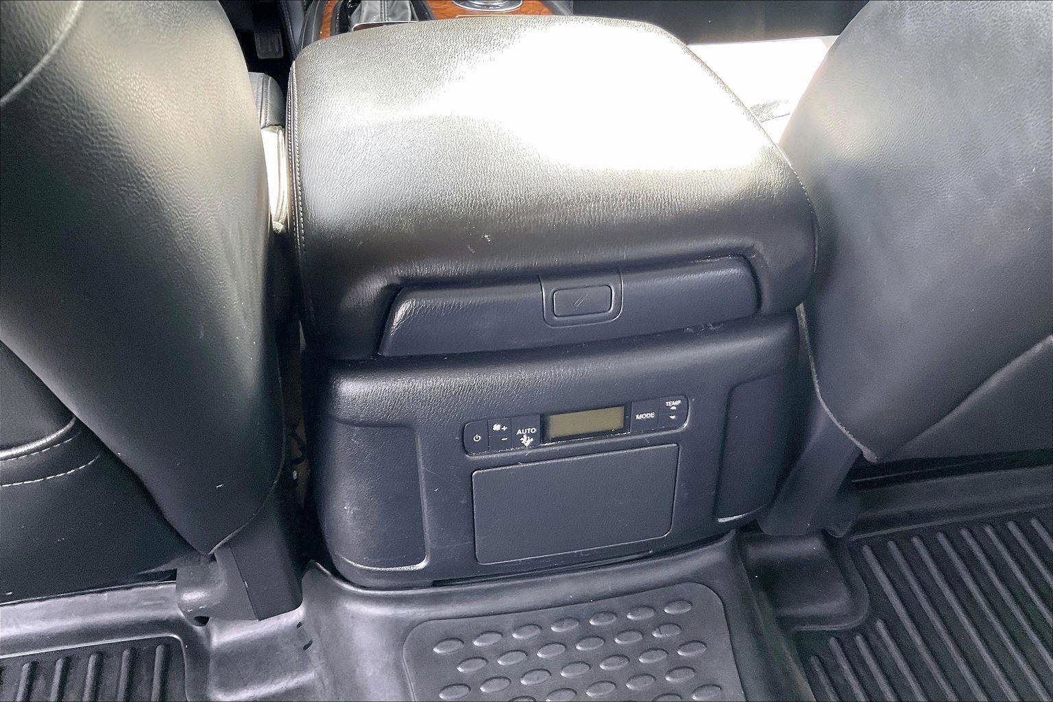 Used 2022 Nissan Armada SL AWD/4WD image 34