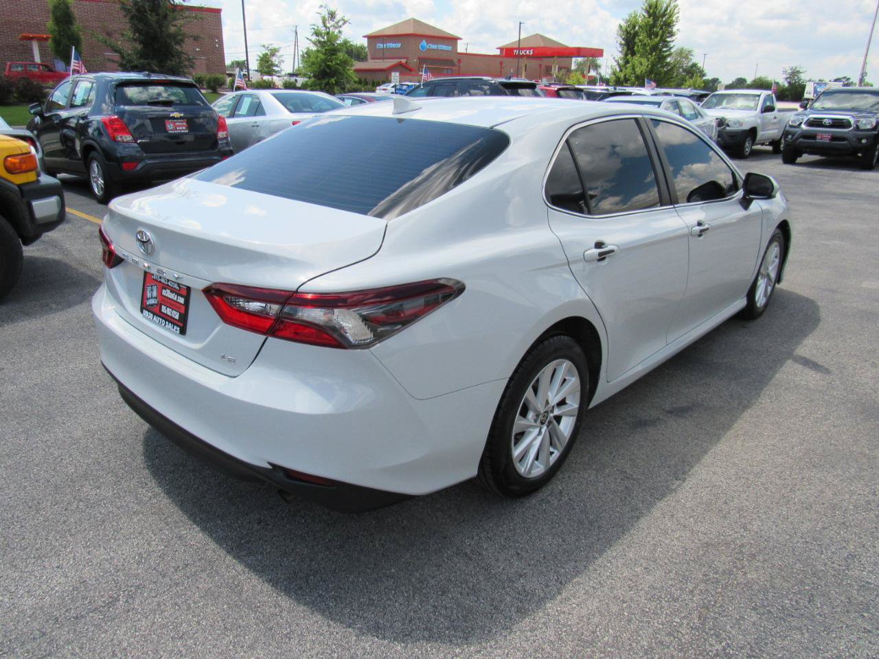 Used 2023 Toyota Camry LE FWD image 6