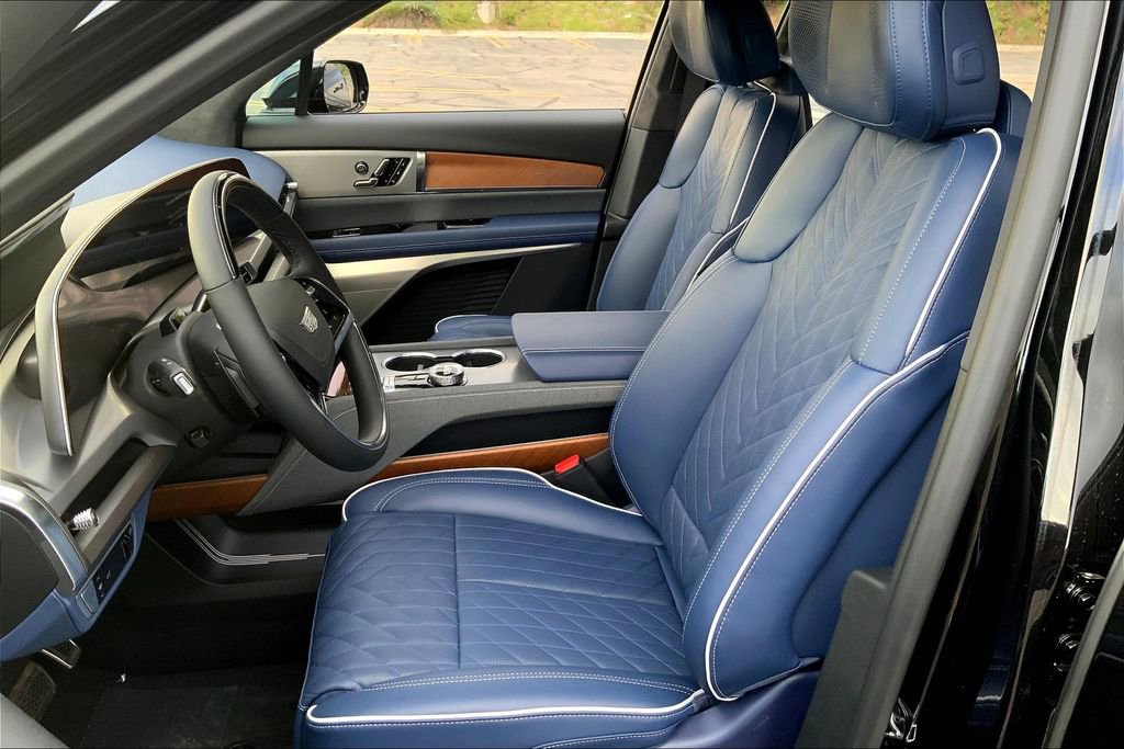 New 2026 Cadillac Vistiq Premium Luxury image 12