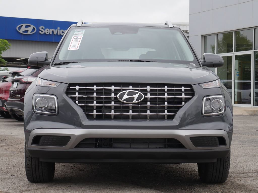 New 2026 Hyundai Venue SEL FWD image 4
