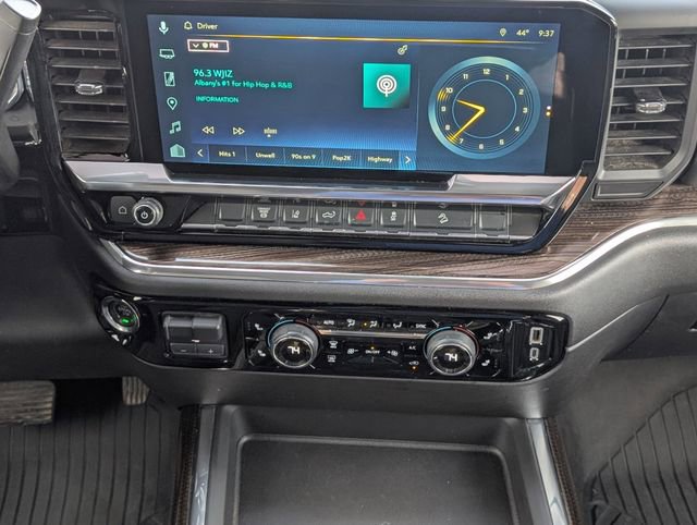 Used 2025 Chevrolet Silverado 2500 LT image 7