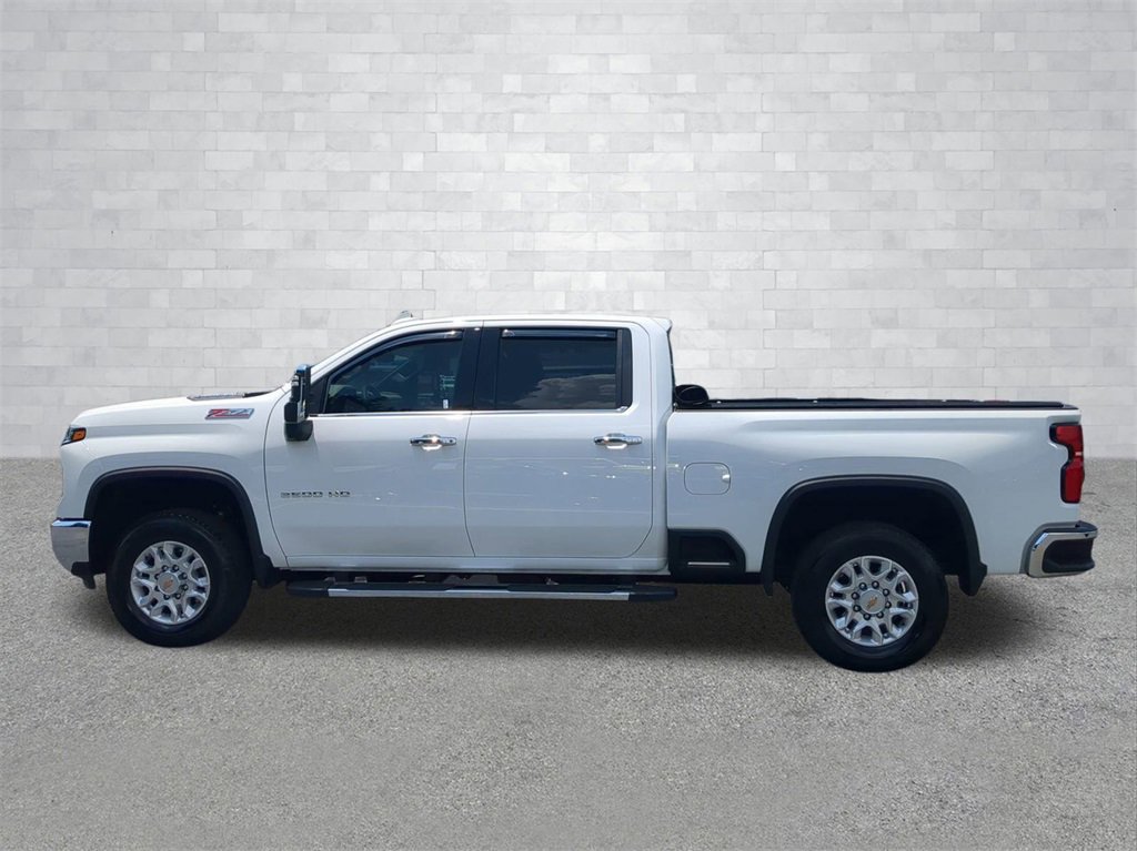 Used 2025 Chevrolet Silverado 2500 LTZ w/ LTZ Premium Package image 15