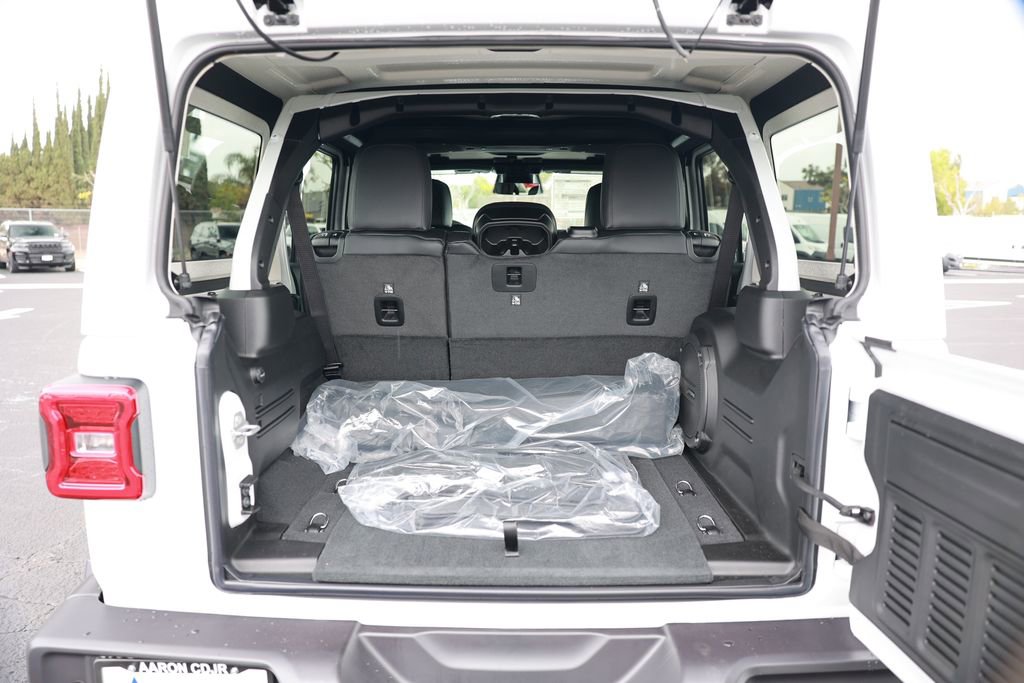 New 2026 Jeep Wrangler Sahara image 31