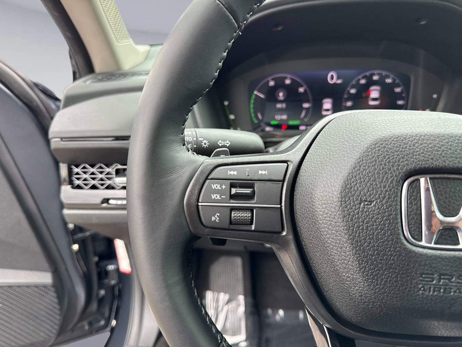 Certified 2024 Honda Accord EX-L image 32