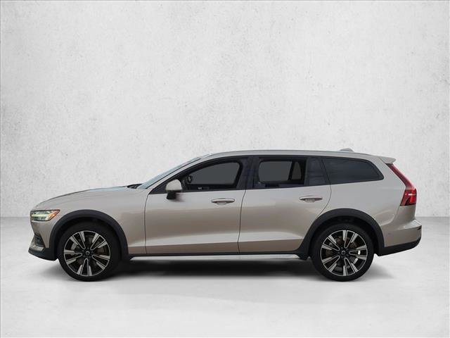 Used 2024 Volvo V60 B5 Cross Country Ultimate w/ Protection Package Premier AWD/4WD image 9