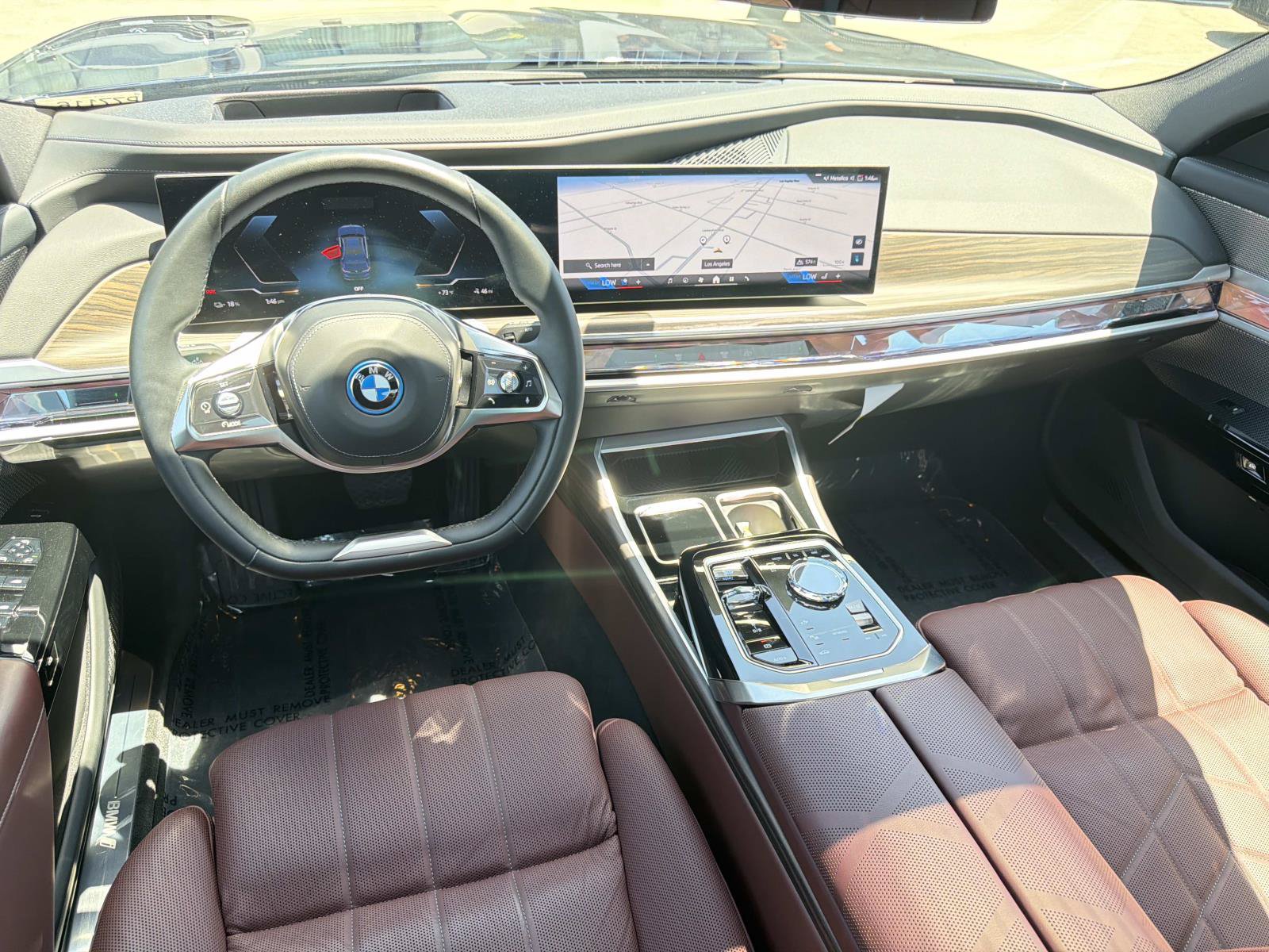 Used 2023 BMW i7 xDrive60 AWD/4WD image 7