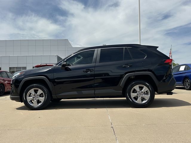 Used 2025 Toyota RAV4 XLE w/ Convenience Package FWD image 2
