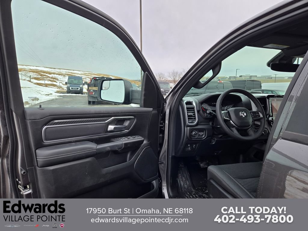 New 2026 RAM 1500 Big Horn AWD/4WD image 9