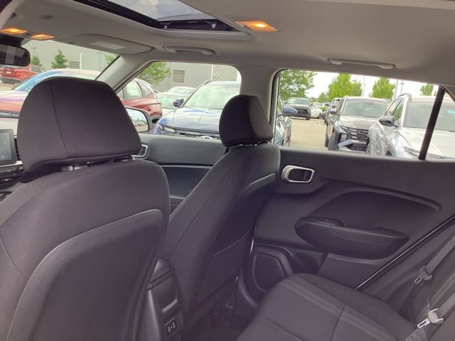 Certified 2026 Hyundai Venue SEL FWD image 20