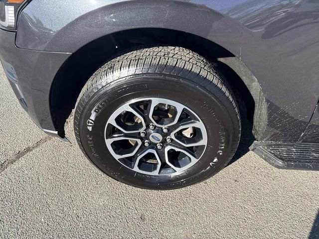 Used 2024 Ford Expedition Max XLT image 13