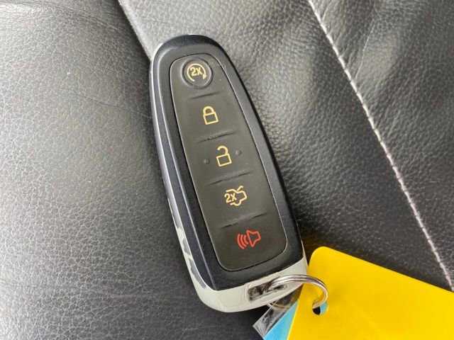 Used 2015 Ford Escape Titanium w/ Canadian Touring Package image 25