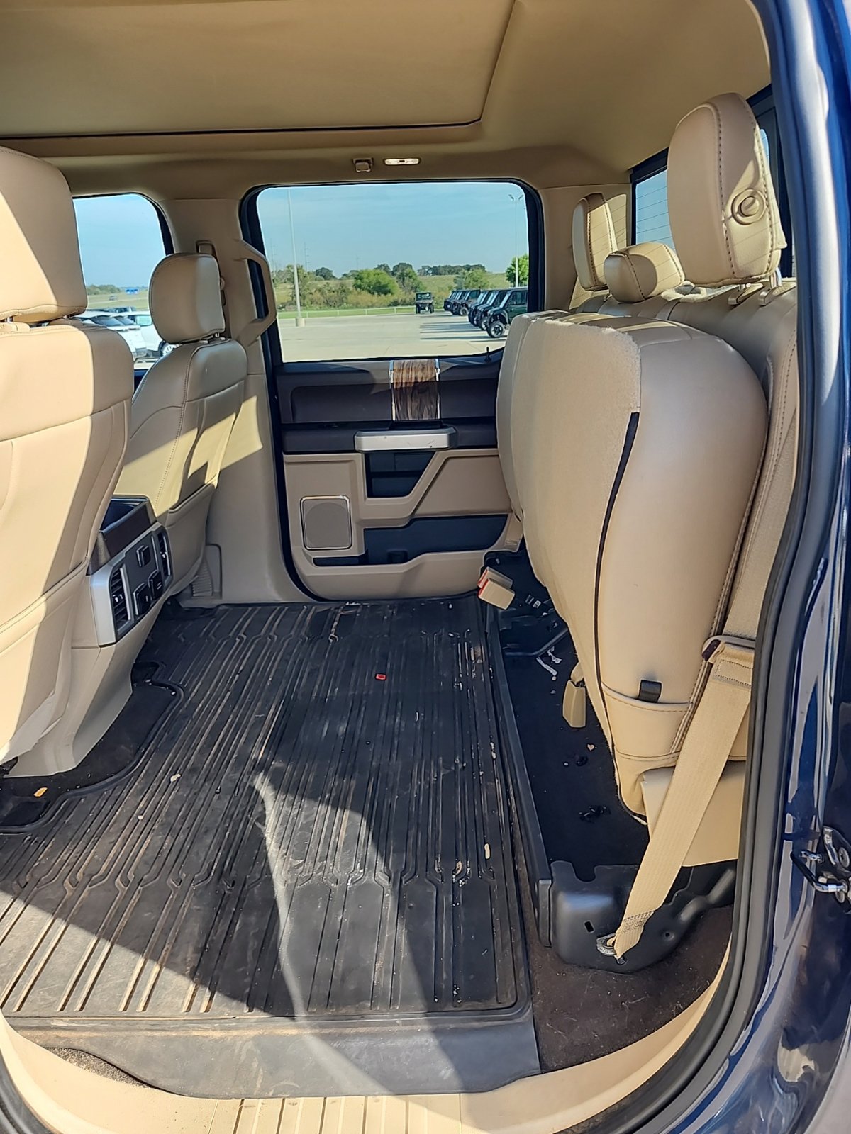 Used 2019 Ford F150 Lariat AWD/4WD image 29