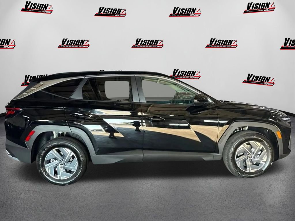 Used 2025 Hyundai Tucson Blue image 4