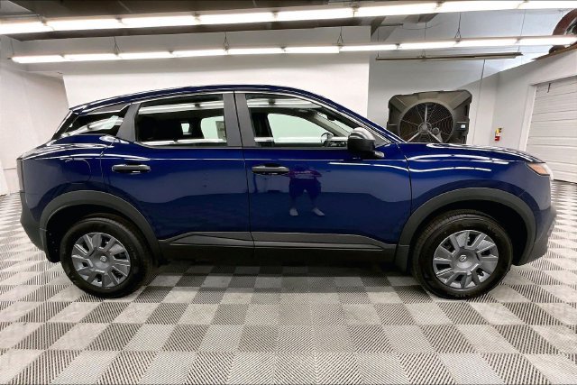 New 2027 Nissan Kicks S FWD image 19