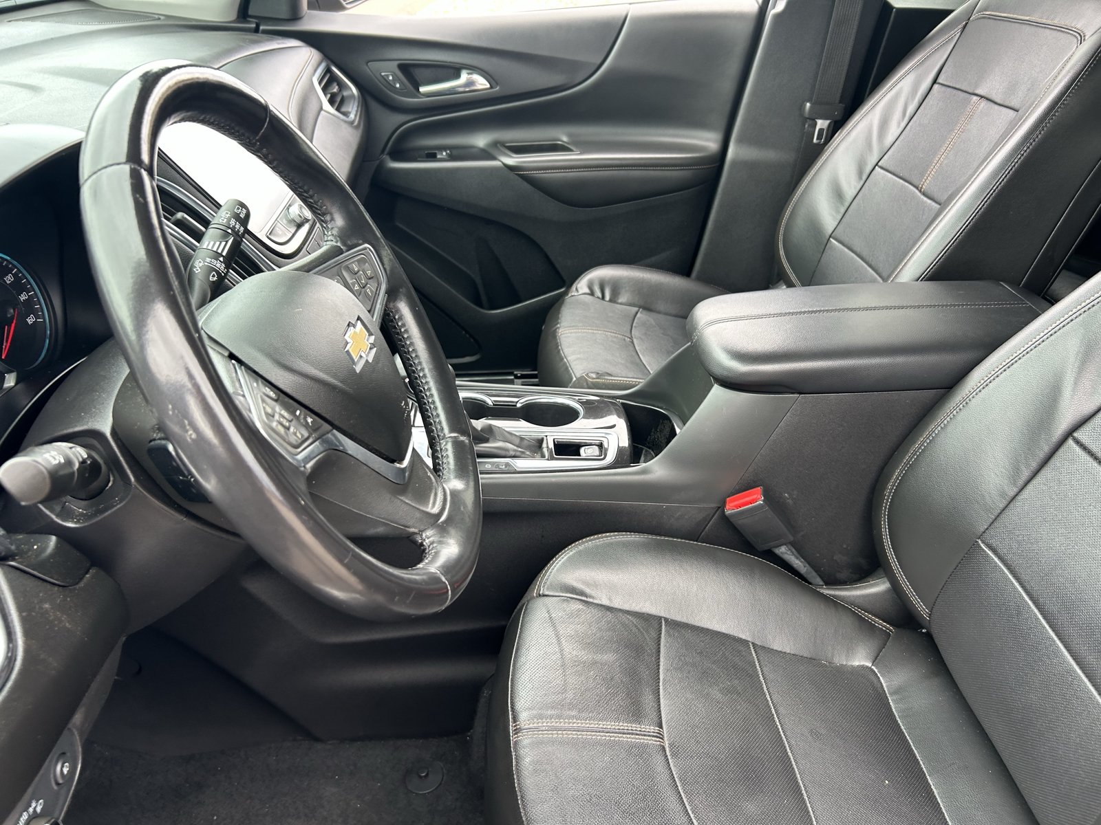 Certified 2022 Chevrolet Equinox Premier w/ LPO, Cargo Package FWD image 29