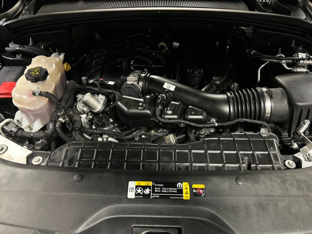 Used 2022 Jeep Grand Cherokee L Laredo image 28