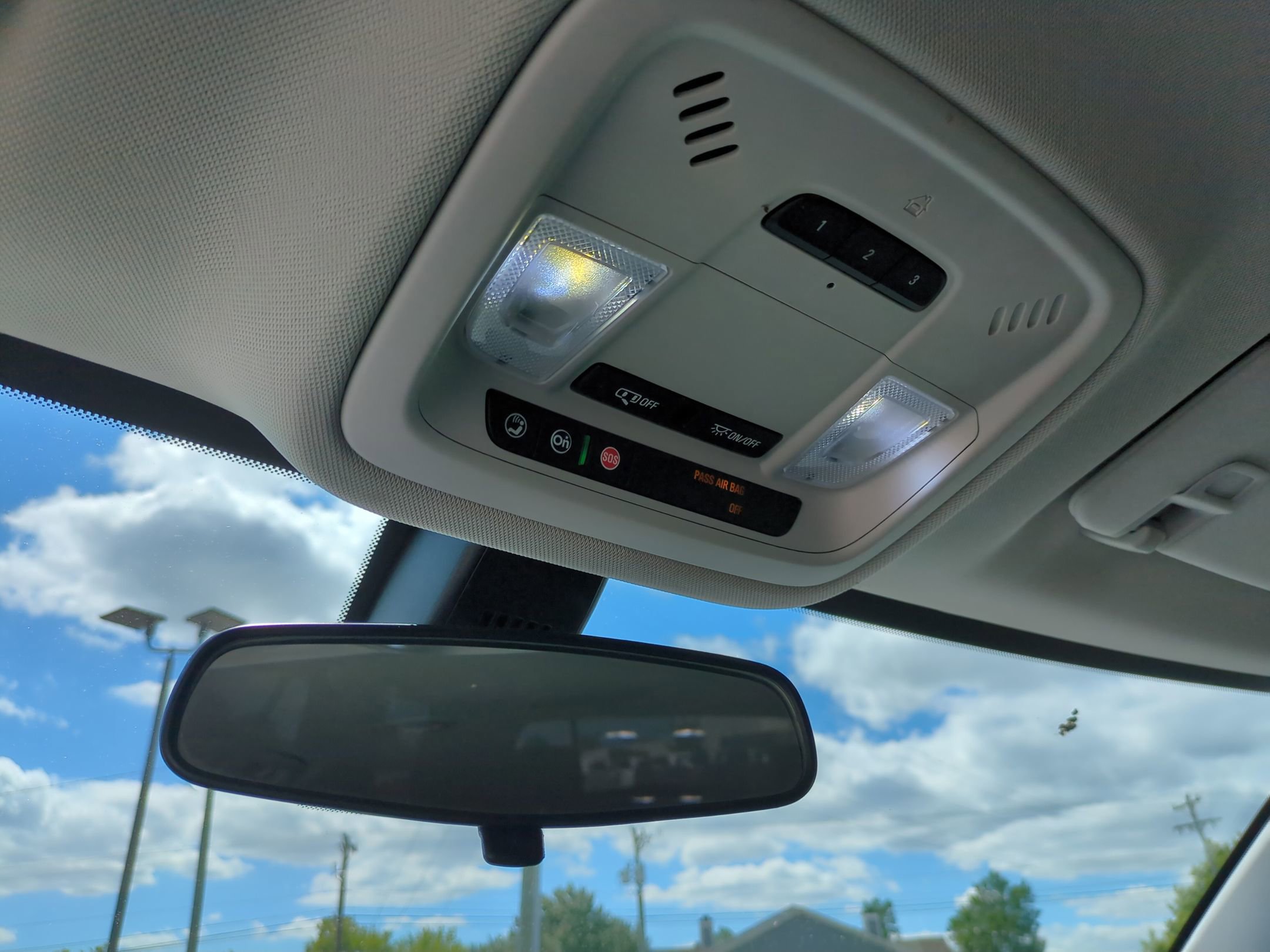 Used 2019 Chevrolet Traverse LT FWD image 38