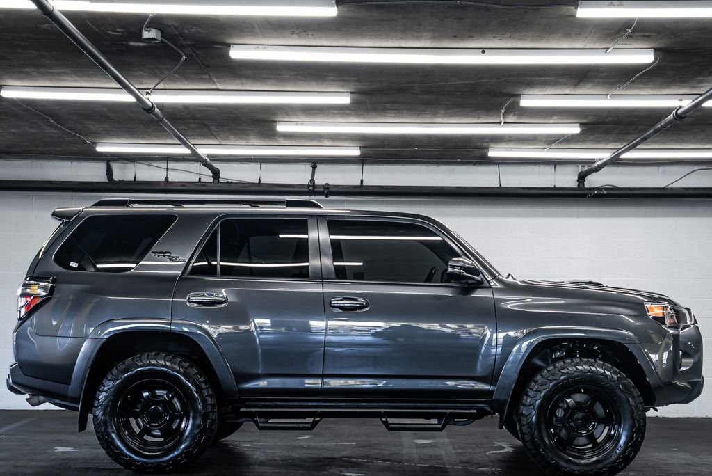 Used 2018 Toyota 4Runner TRD Off-Road Premium image 6