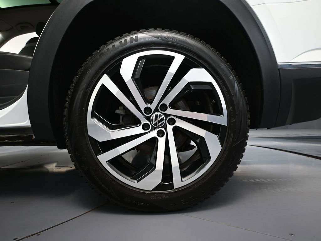 Used 2022 Volkswagen Atlas SEL image 13