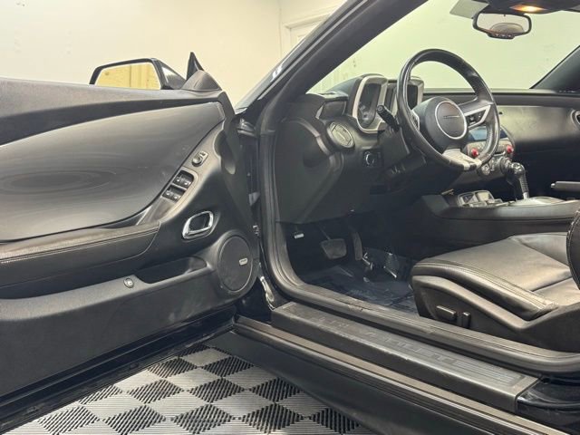 Used 2011 Chevrolet Camaro LT w/ LPO, Ground Effects Package image 11