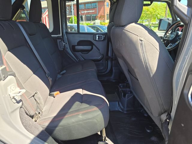 Used 2023 Jeep Wrangler Unlimited Rubicon w/ Cold Weather Group AWD/4WD image 30