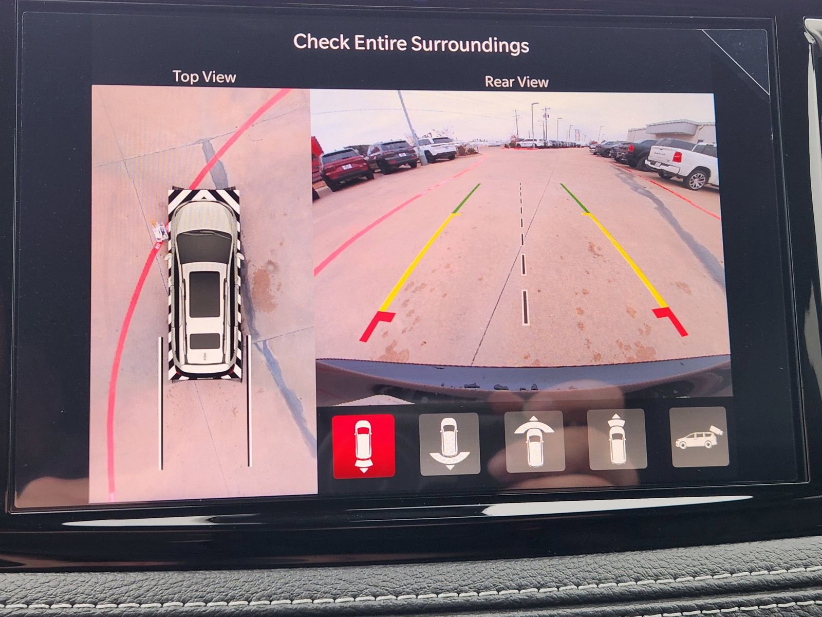 New 2026 Chrysler Pacifica Select w/ S Appearance Package image 16