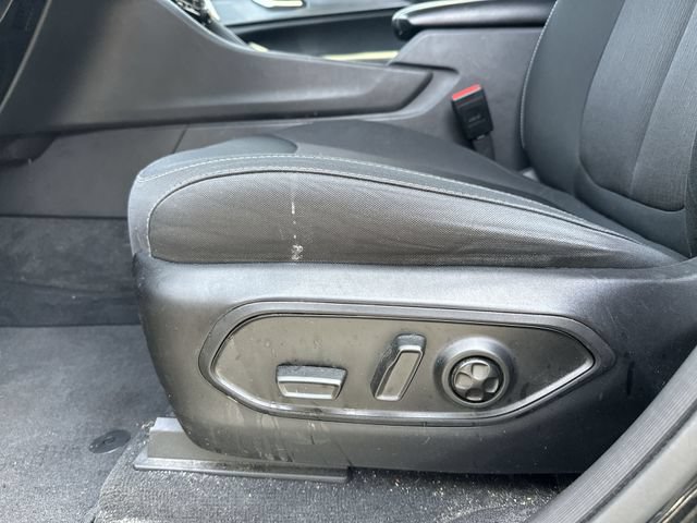 Used 2023 Jeep Grand Cherokee L Laredo w/ Luxury Tech Group I AWD/4WD image 16