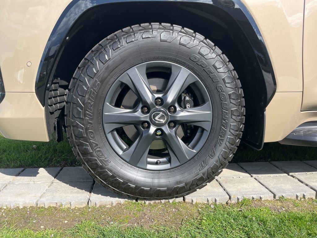 New 2026 Lexus LX 700h Overtrail AWD/4WD image 30