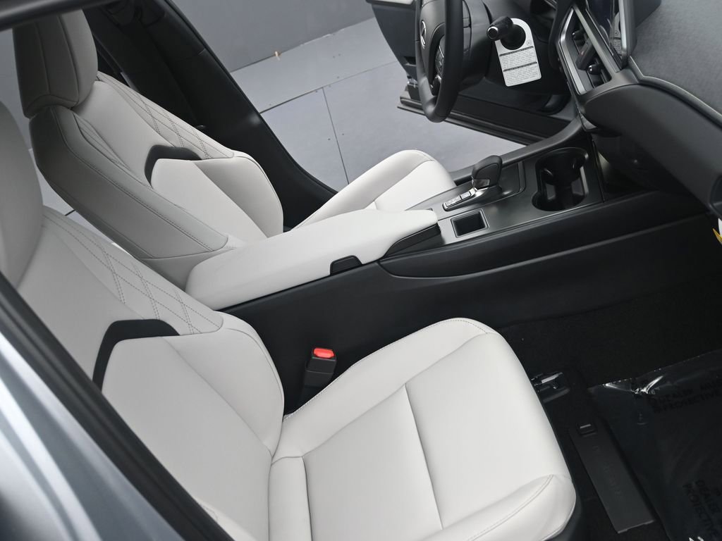 New 2026 Lexus UX 300h FWD image 13