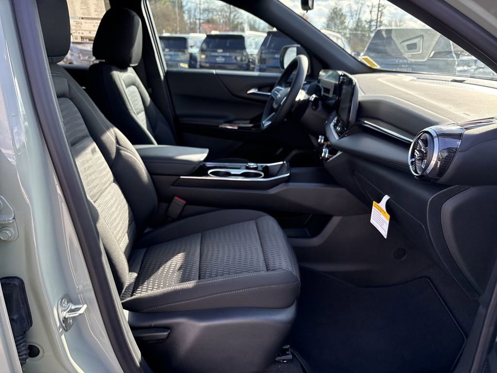 New 2026 Chevrolet Equinox LT w/ Safety and Technology Package image 29