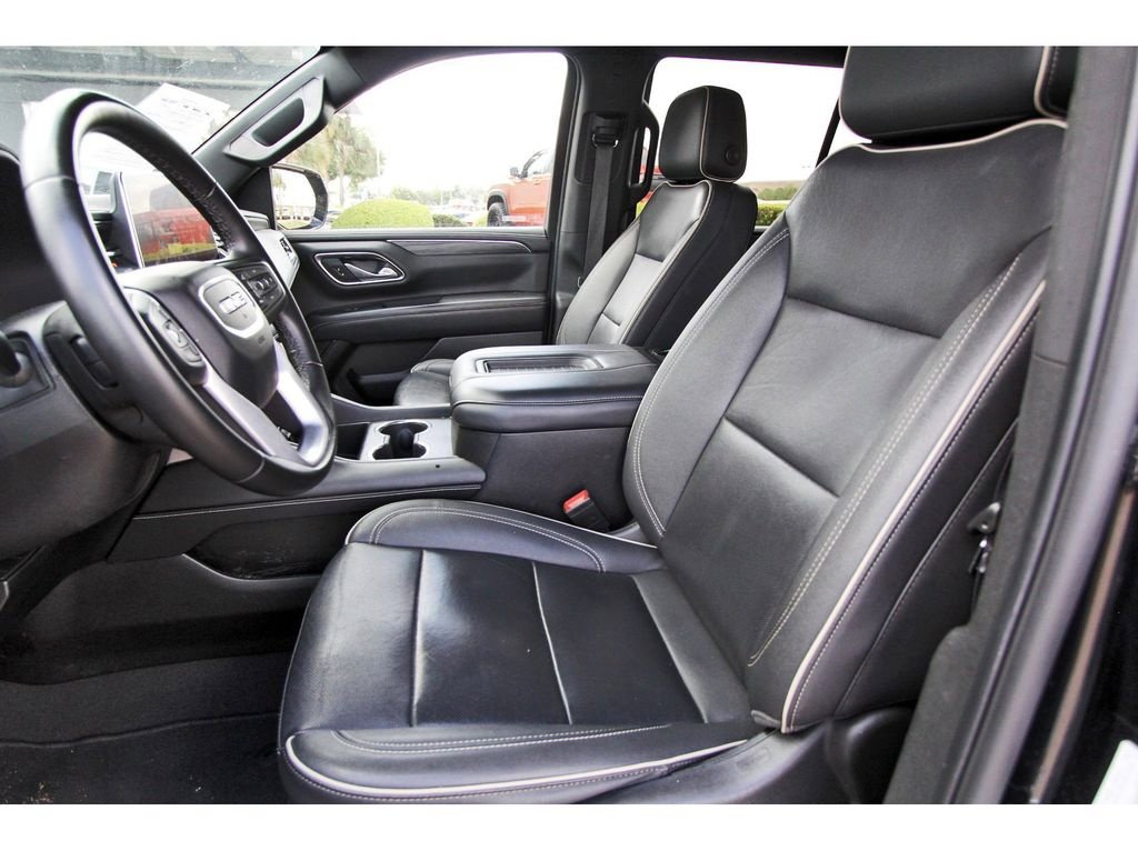 Used 2024 GMC Yukon SLT image 6