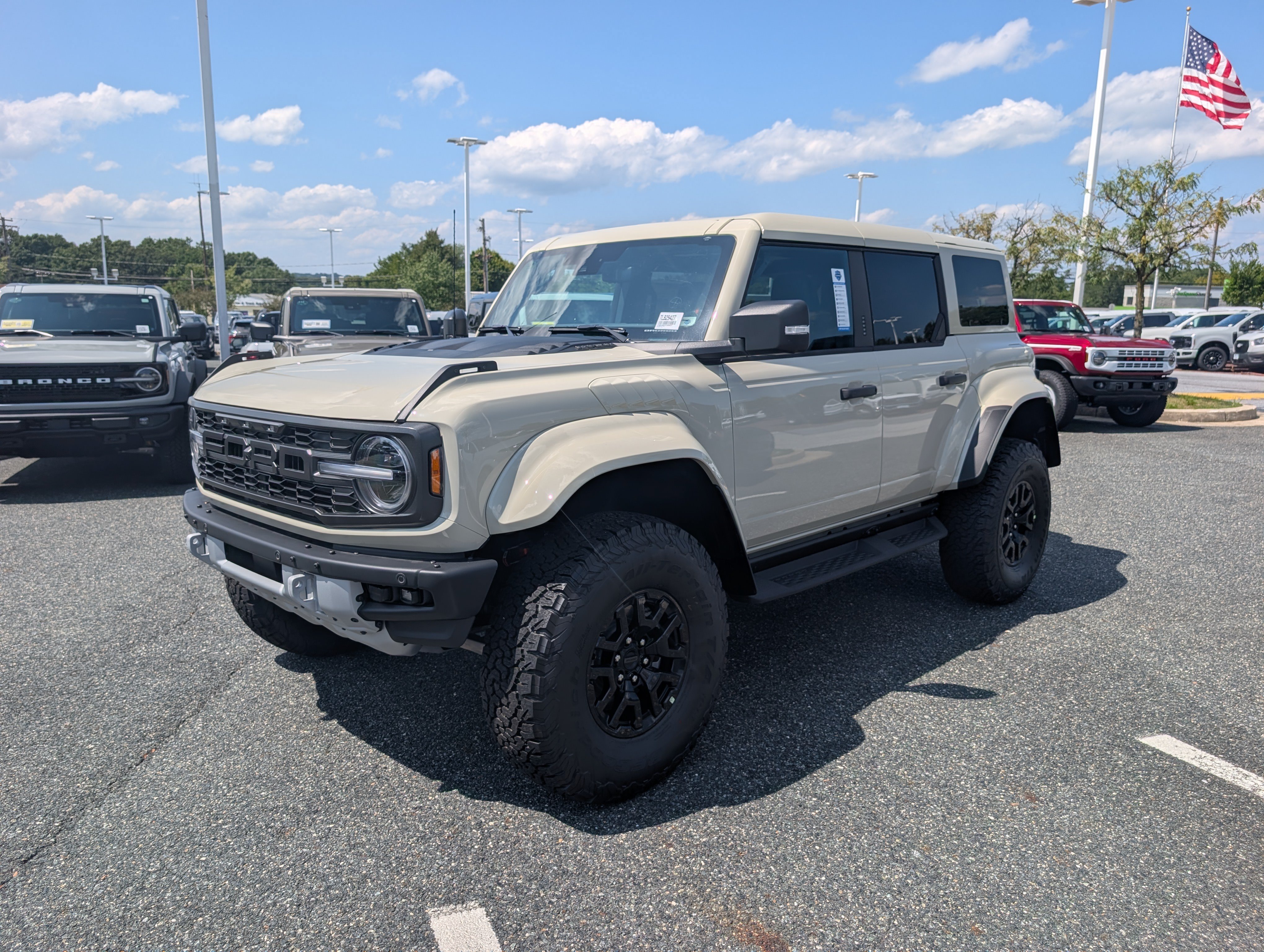 New 2026 Ford Bronco Raptor AWD/4WD image 4