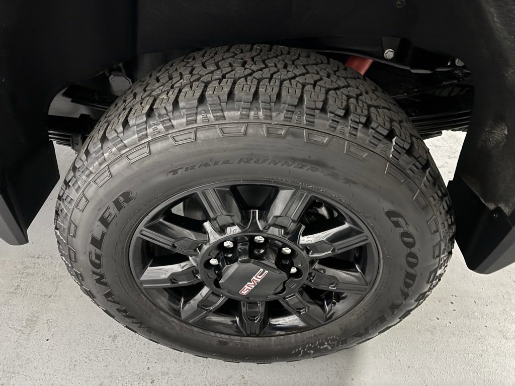 New 2026 GMC Sierra 2500 AT4 w/ AT4 Premium Plus Package image 6