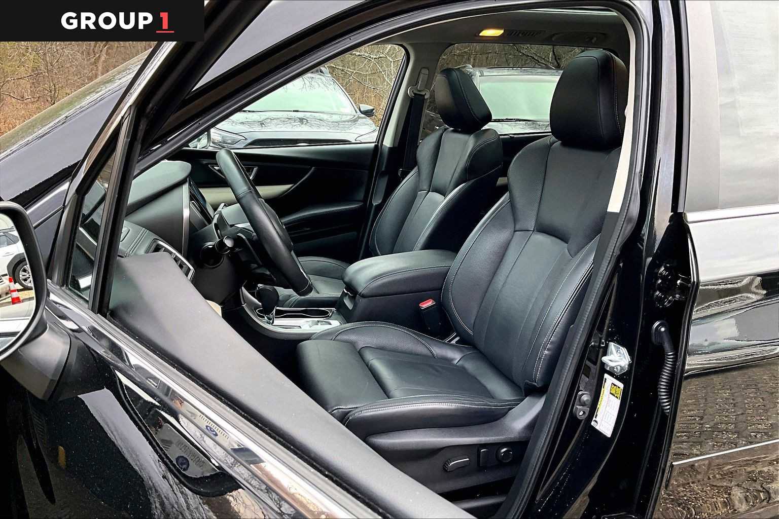 Used 2022 Subaru Ascent Limited w/ Technology Package image 7