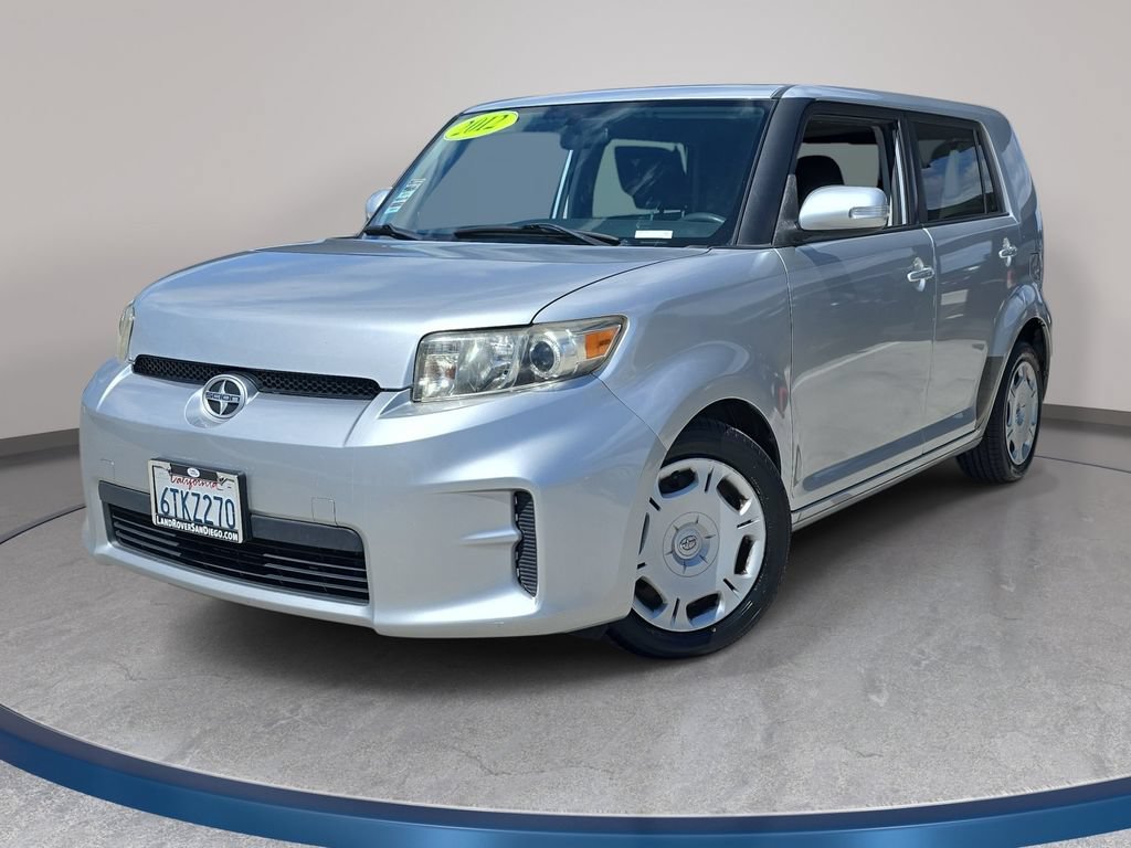 Used 2012 Scion xB FWD image 1