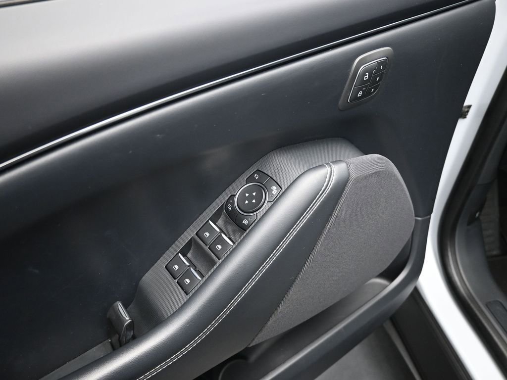 Certified 2021 Ford Mustang Mach-E Select image 10