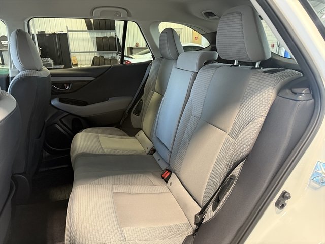 Used 2024 Subaru Outback Premium image 15