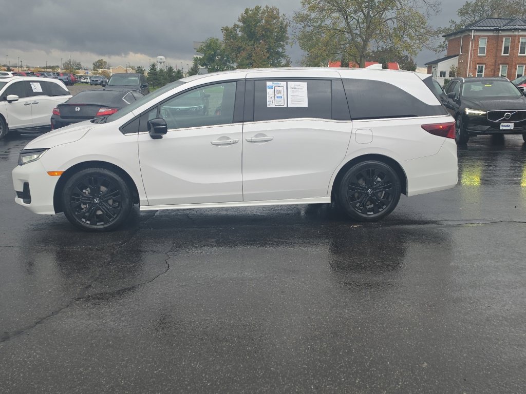 Used 2025 Honda Odyssey Sport-L image 4