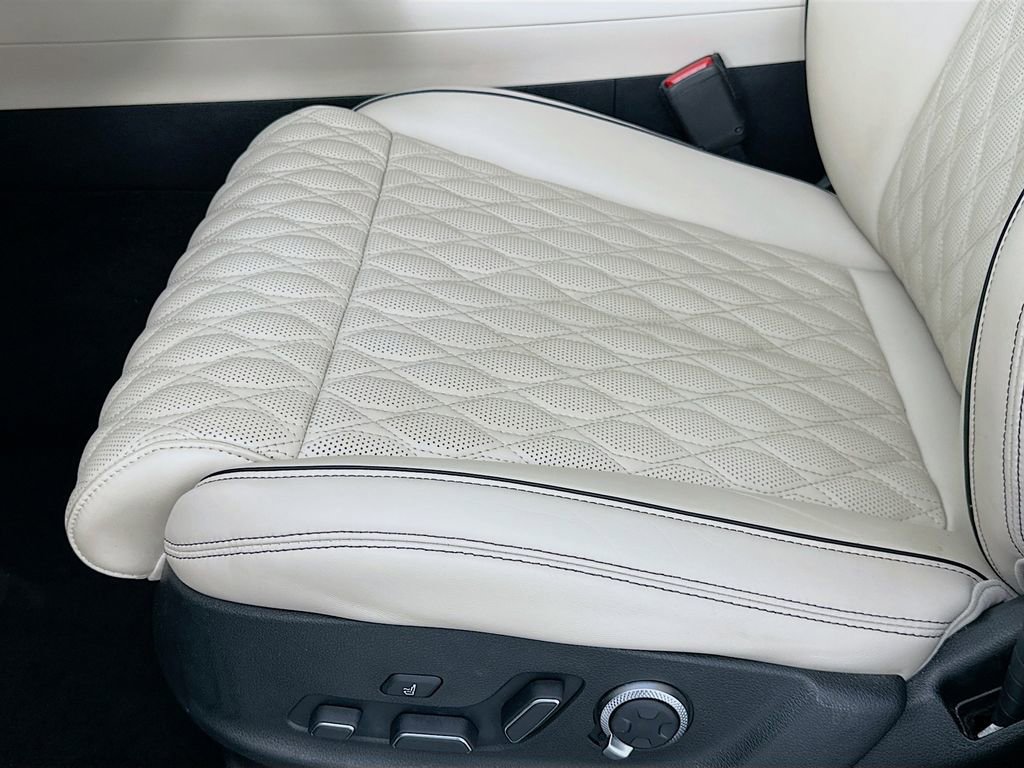 Used 2022 Genesis GV70 3.5T Sport w/ Sport Prestige Package image 20