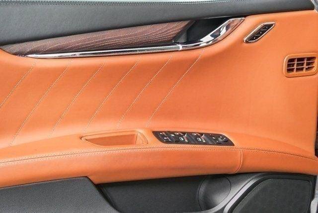Used 2023 Maserati Quattroporte GT RWD image 8