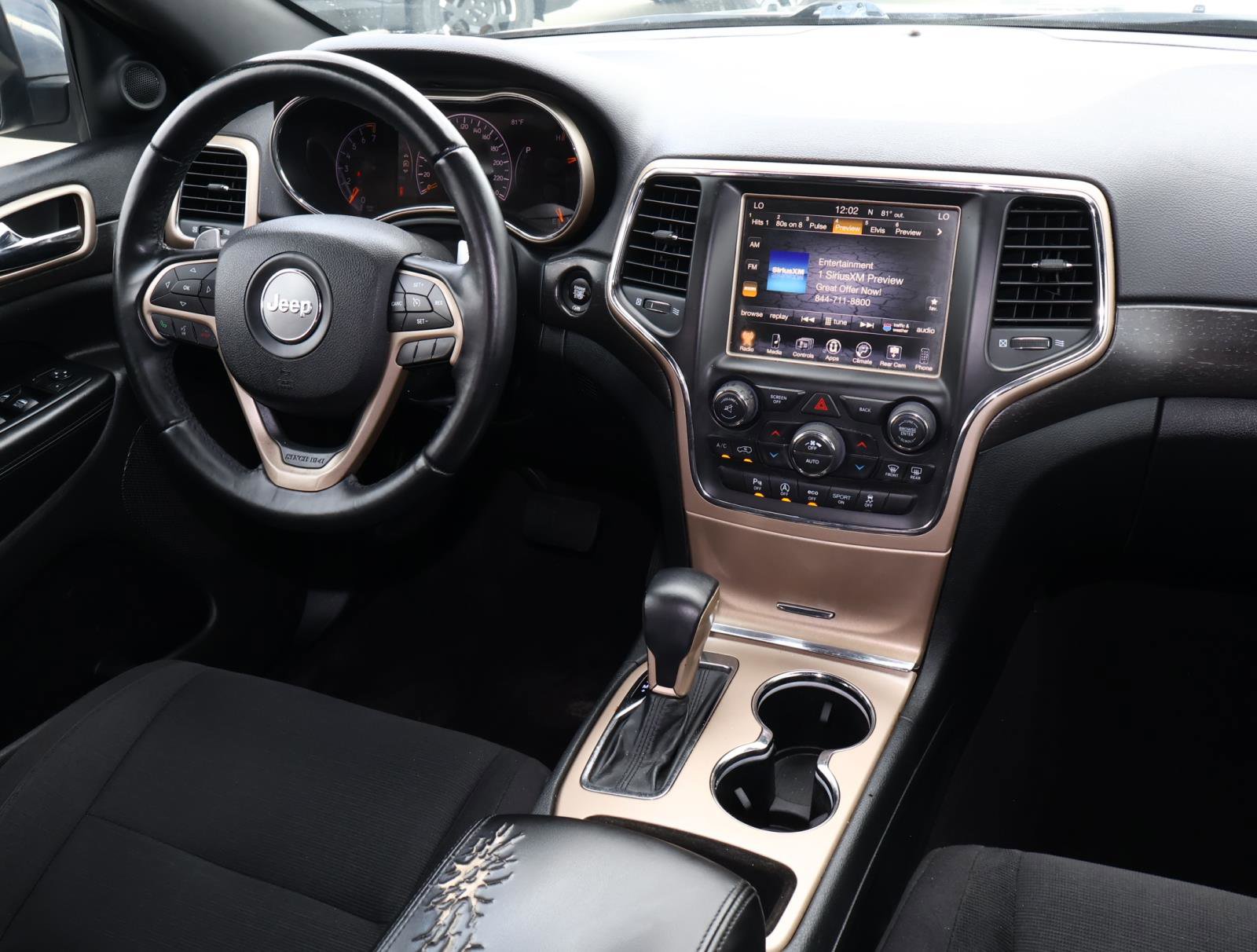 Used 2017 Jeep Grand Cherokee Laredo w/ Quick Order Package 2BE image 10