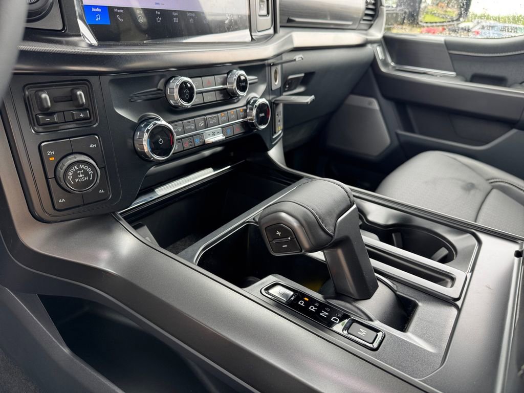 New 2025 Ford F150 Lariat w/ Equipment Group 501A Mid image 28