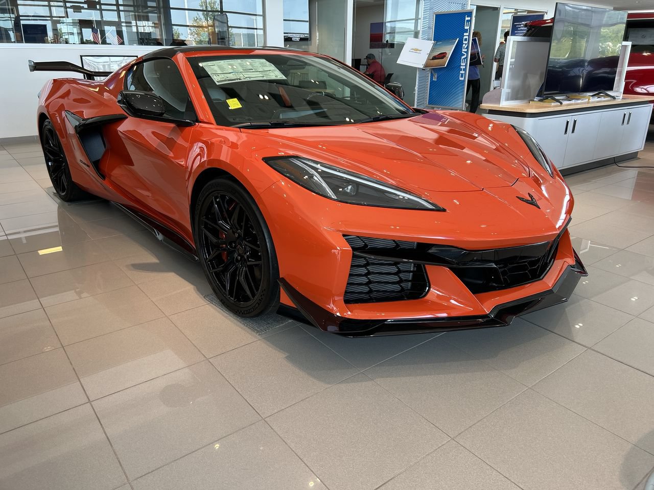 New 2027 Chevrolet Corvette Z06 w/ Z07 Performance Package RWD video 1