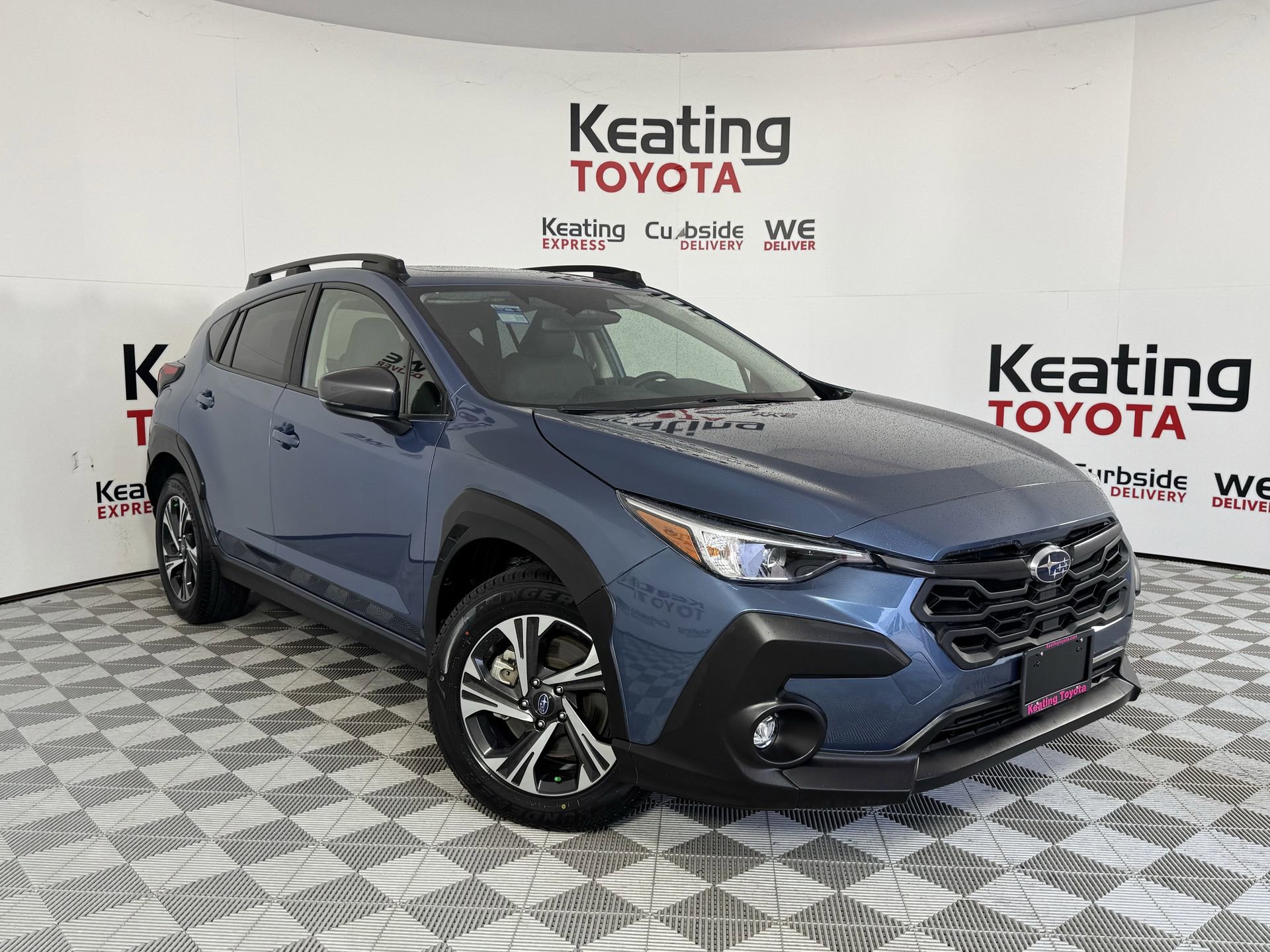 Used 2024 Subaru Crosstrek 2.0i Premium AWD/4WD image 3