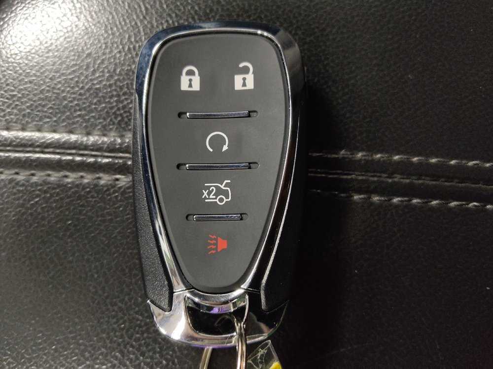 Used 2023 Chevrolet Malibu LT w/ Driver Confidence Package FWD image 32