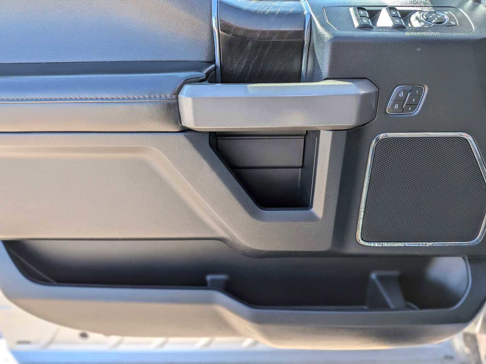 Certified 2019 Ford F150 Platinum image 17