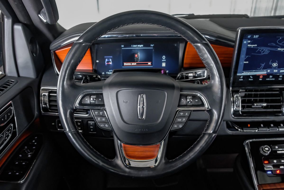 Used 2024 Lincoln Navigator Reserve image 15