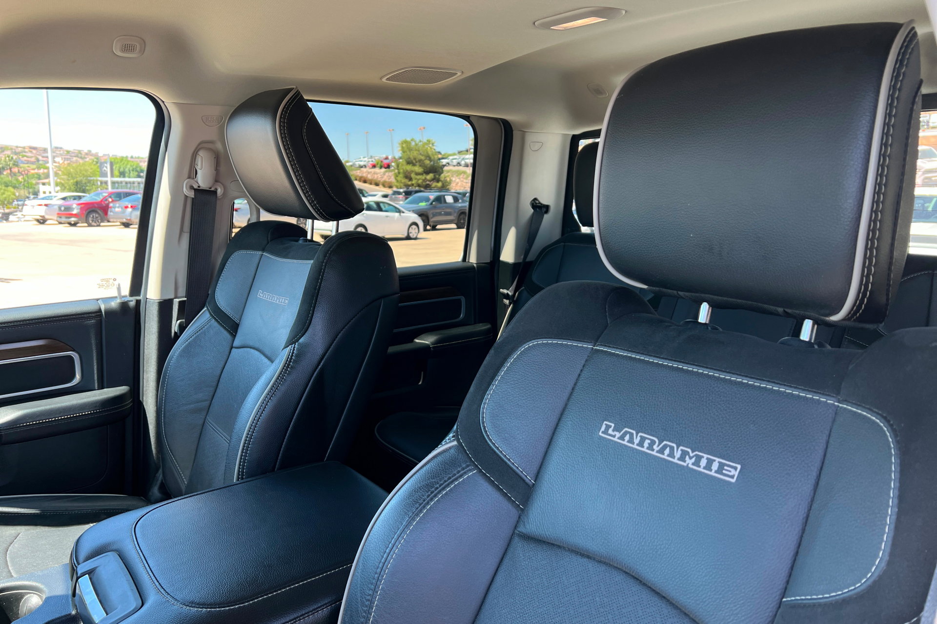 Used 2024 RAM 2500 Laramie AWD/4WD image 16