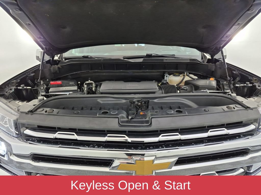 Used 2022 Chevrolet Silverado 1500 LTZ w/ LTZ Premium Package AWD/4WD image 41