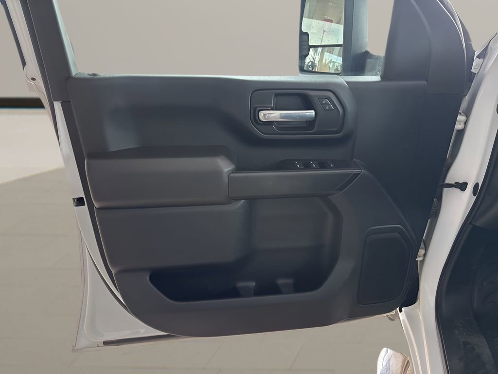 Used 2023 GMC Sierra 2500 Pro image 6